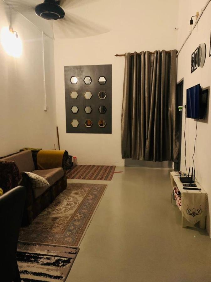 Spar Homestay Kota Bharu Extérieur photo